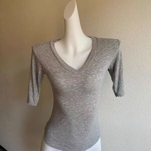 Elegant Heather Gray V-Neck Long Sleeve Top